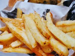 炸薯条-Grinder 绞肉机汉堡(武定路店)