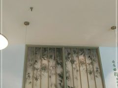 -蜜桃餐厅·伴山(绿宝广场店)