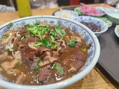 卤煮火烧-门框胡同百年卤煮(新街口店)