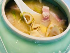腌笃鲜-许仙楼餐厅