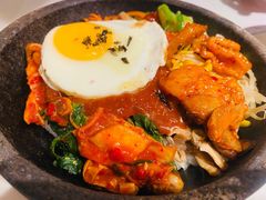 辣白菜五花肉石锅拌饭-七八冷面·延边朝鲜族美食(圣熙八号店)