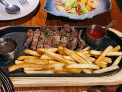 澳洲谷饲黑安格斯西冷牛排-澳骄 Aussie Kitchen·手工披萨·西餐(国大店)