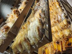 -小飞象面包公社(珠江路金鹰店)