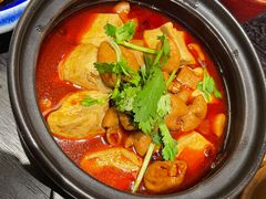 -古都历食南京菜·烤鸭·鸭血粉丝·汤包(南京博物院店)