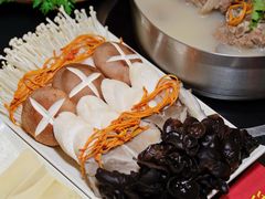 -鸿运诚羊蝎子·火锅(西单店)