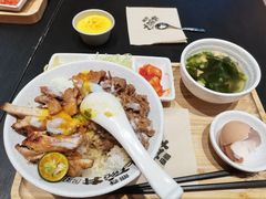 -熊吞·大碗丼烧肉饭(西市场嘉华店)