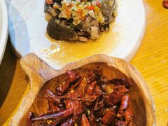 -隔壁老王·家常云南菜(花巷店)