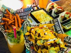 墨西哥塔克拼盘-Famous肥猫墨西哥音乐餐吧(五棵松华熙LIVE店)