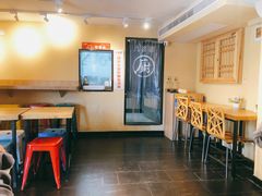 大堂-八婆婆烧仙草(中山路店)