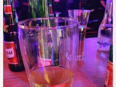 -UP嘻哈酒吧(粉巢店)
