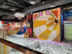 -LuckyStar幸运星家庭娱乐中心(东莞国贸店)
