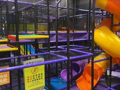 -Tenker Club弹刻极限主题公园 · 蹦床 · 团建 · 生日派对(大关店)