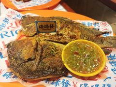 泰式椒柠烤鱼-碌碌发·东南亚风味烧烤档(体育西店)