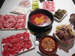 -贵府酸汤牛肉火锅·贵州老字号(飞山街店)