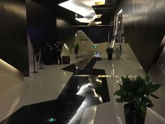 -英皇UA电影城(虹桥天地店)