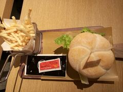 -麦当劳(新王府井店)