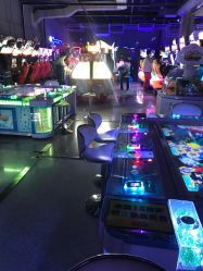 -嗨翻Hi-Fun竞技主题乐园·蹦床团建生日聚会(五棵松华熙店)