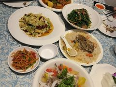手抓羊肉-巴扎美食·新疆菜·西域歌舞表演餐厅(新疆大厦店)
