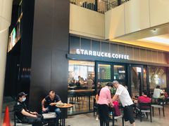 等位区-星巴克(北新泾店)
