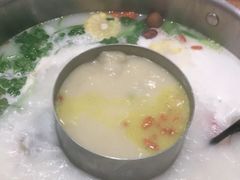 -江小渔鲜鱼火锅(冠亚星城店)