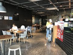大堂-肯德基(正定机场安检内店)