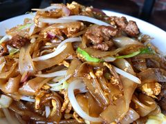 干炒牛河-港澳烧卤馆