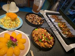-马路边上·小海鲜烧烤(八一路店)