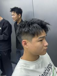 -米可造型烫发染发