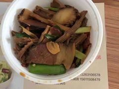 竹笋腊肉-黑鸡小馆(金源店)