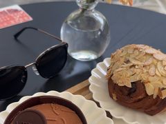 -VERIE BAKEHOUSE