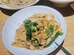 -关东小磨东北菜(上海长风大悦城店)