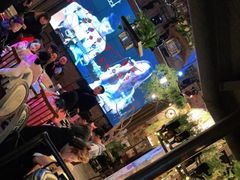 -临界音乐酒馆·小龙虾·江湖菜(华熙LIVE·鱼洞店)