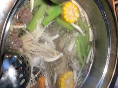 -三个椰子·现砍椰子鸡(金源CBD店)
