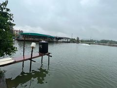 -辉记虾塘海鲜农庄