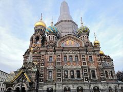 -滴血救世主教堂