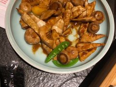 鲜口蘑烧芦笋-北平盛世·新京菜·北京烤鸭(劲松·双井店)