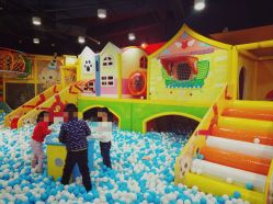 淘气堡-孩子王童乐园(洛阳万达店)