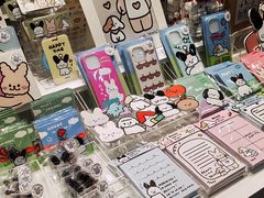 -萌物合辑(新中关购物中心店)