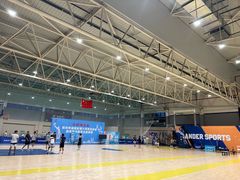 -莱茵体育生活馆