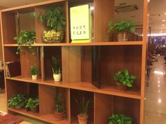 -川流不息·地道川菜·小龙虾(新松江路店)