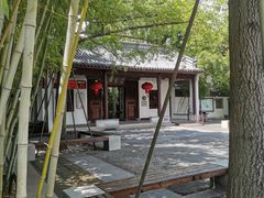 -汇龙潭
