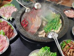 -重庆故事姊妹老火锅(财经学院店)