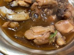 黄焖鸡饭-南城香·饭香串香馄饨香(青年路店)