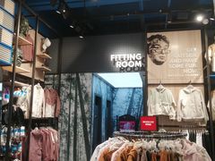 -王府井奥莱临潼小镇(临潼店)