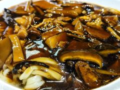 -老天桥酱肉烧饼夹肘子(天桥店)