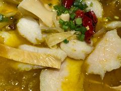 -渝是乎川渝小炒(新世界百货望京店)