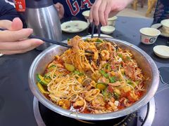 -周良天山牛杂城(天山路总店)