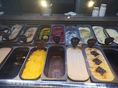 -五月罗马海鲜自助餐厅(月星环球港店)