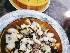 -有红鸡毛店·川菜(建设路店)