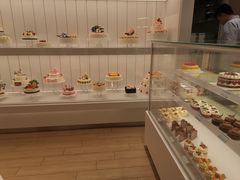 面包甜点陈列柜-好利来(熙地港店)
